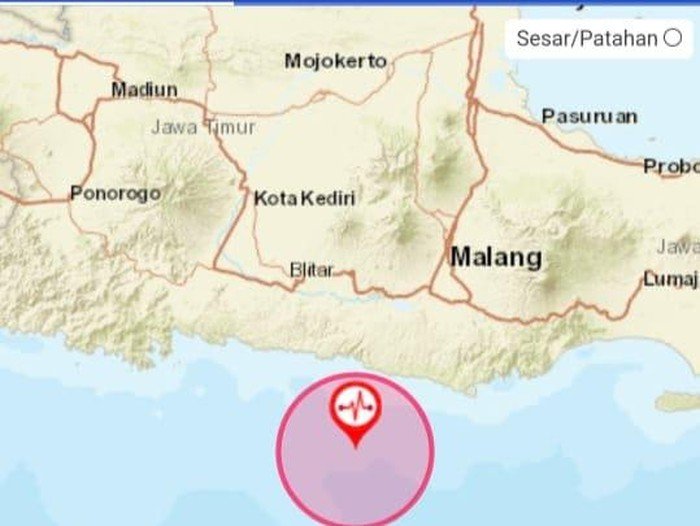 Gempa Bumi 6 2 Sr Hari Ini Di Blitar Bumi Terasa Bergetar Lintasjatim Com